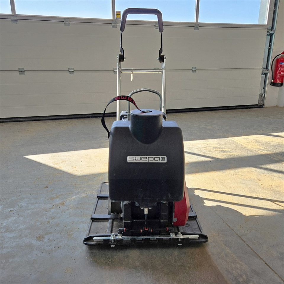 Swepac F 92 A - Vibratory plate: picture 2 Swepac F 92 A - Vibratory plate: picture 2
