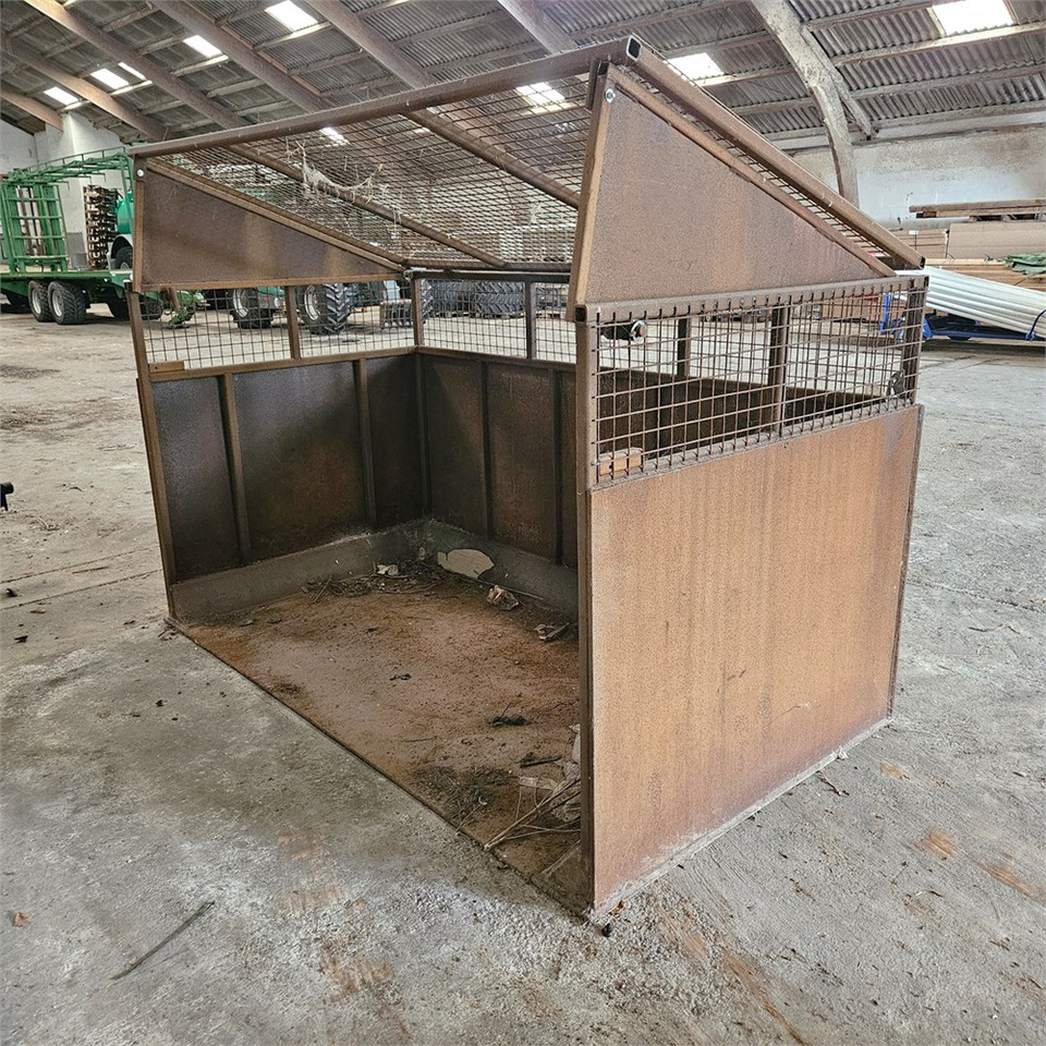 Unknown Unknown - Livestock equipment: picture 1 Unknown Unknown - Livestock equipment: picture 1