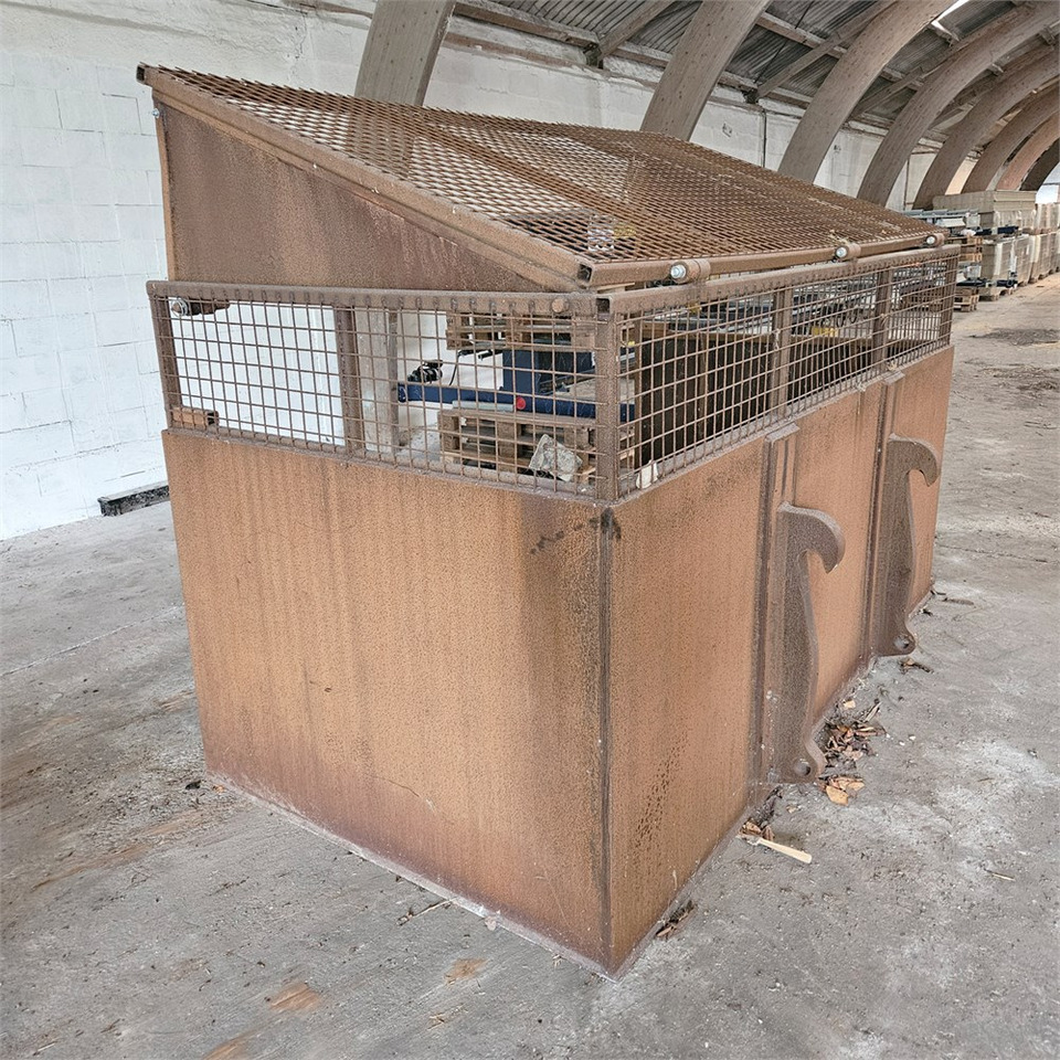 Unknown Unknown - Livestock equipment: picture 3 Unknown Unknown - Livestock equipment: picture 3