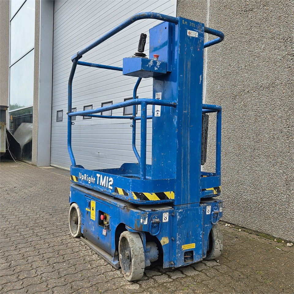 UpRight TM12 - Scissor lift: picture 4 UpRight TM12 - Scissor lift: picture 4