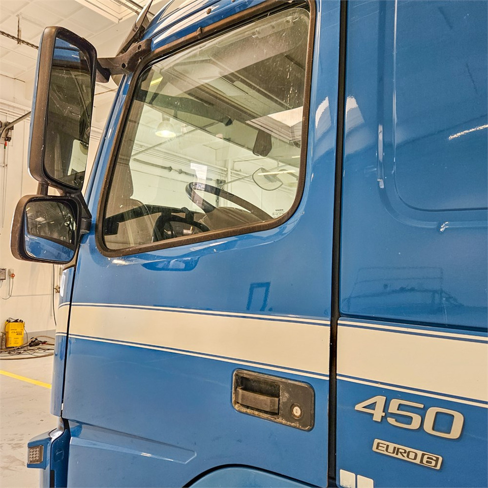 Dropside/ Flatbed truck Volvo FM450: picture 10