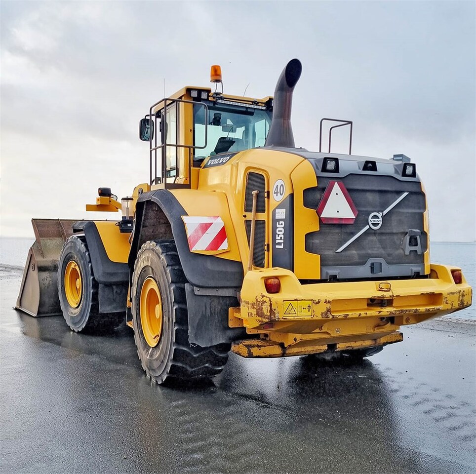 Volvo L150G - Wheel loader: picture 2 Volvo L150G - Wheel loader: picture 2