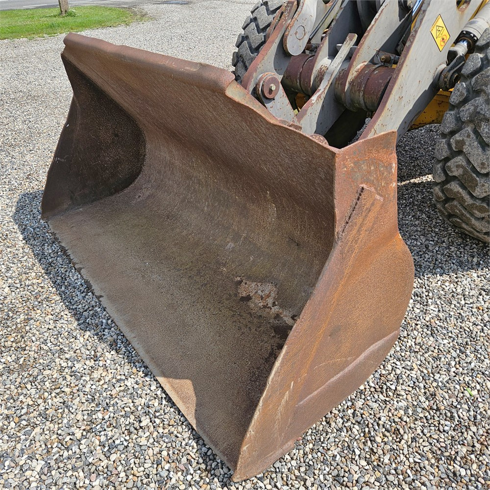 Wheel loader Volvo L50 C: picture 28