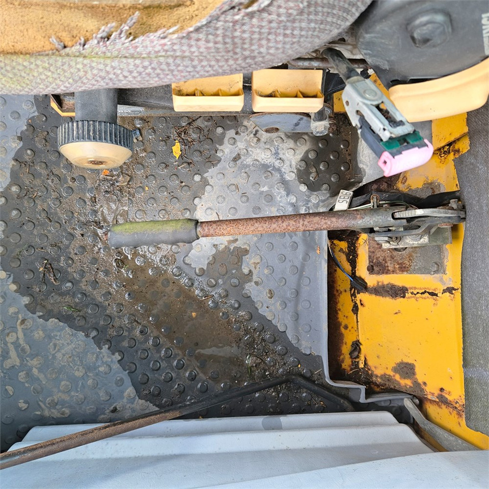 Wheel loader Volvo L50 C: picture 16