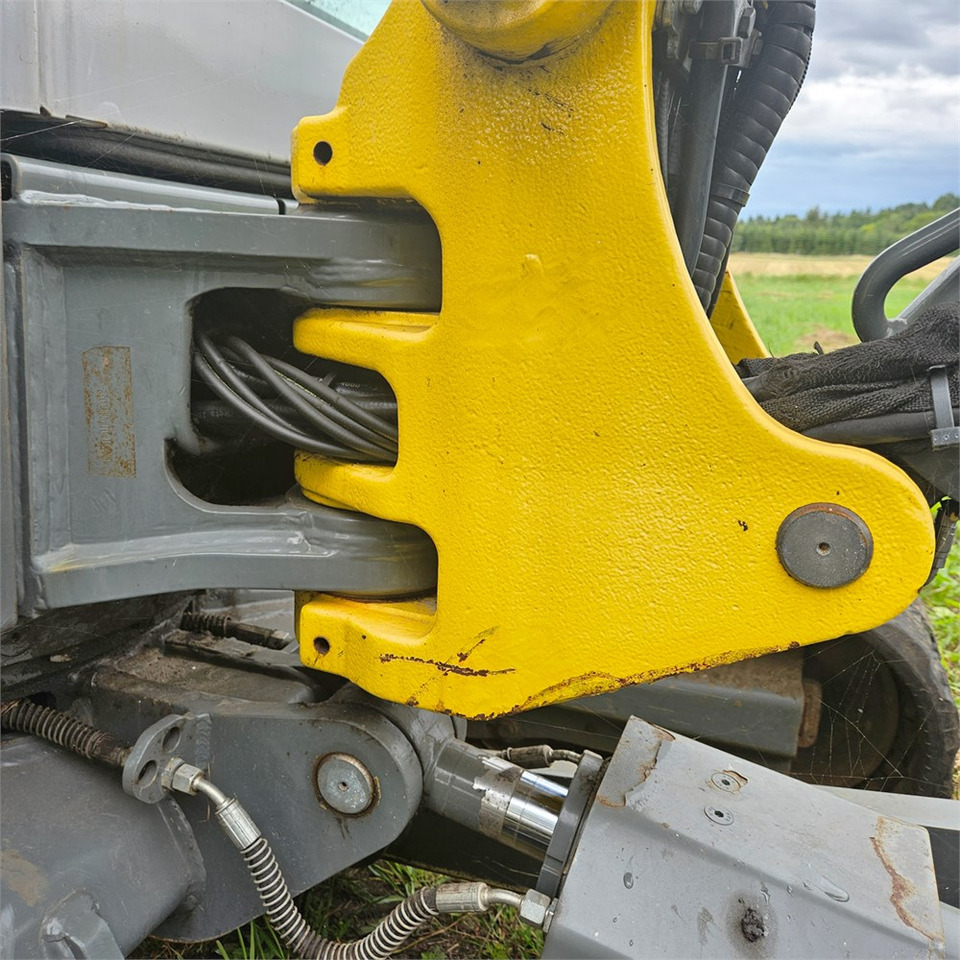 Mini excavator Wacker Neuson ET35: picture 40