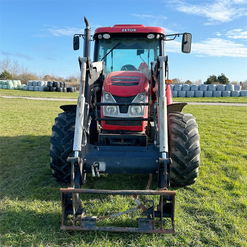 Zetor PROXIMA POWER 120 - Farm tractor: picture 5 Zetor PROXIMA POWER 120 - Farm tractor: picture 5