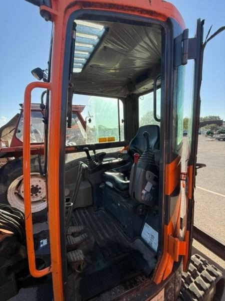 Mini excavator Doosan DX 27 Z: picture 6