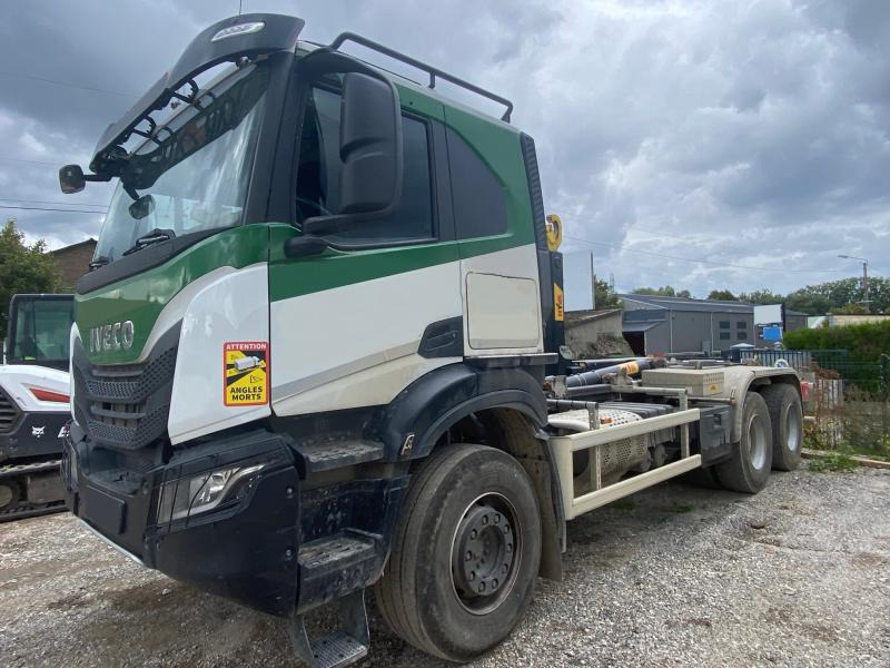 Iveco XWAY 460 - Hook lift truck: picture 3 Iveco XWAY 460 - Hook lift truck: picture 3