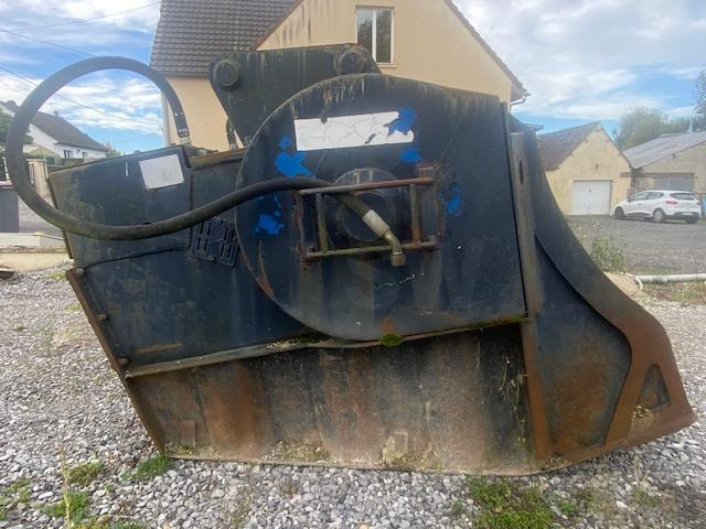 MB CRUSHER BF 90.3 - Bucket for Construction machinery: picture 4 MB CRUSHER BF 90.3 - Bucket for Construction machinery: picture 4