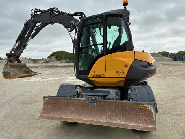 Mecalac 9 MWR - Wheel excavator: picture 3 Mecalac 9 MWR - Wheel excavator: picture 3