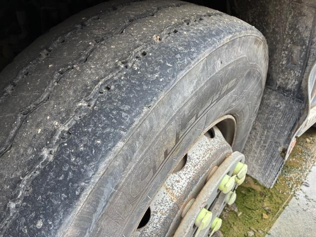 Asphalt distributor Renault GRAVILLONNEUSE RGS: picture 12