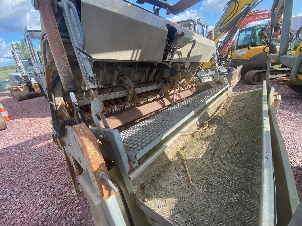 Secmair VEYMONT - Sand/ Salt spreader: picture 5 Secmair VEYMONT - Sand/ Salt spreader: picture 5