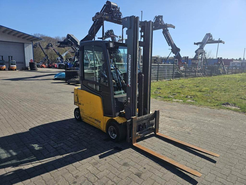 Jungheinrich EFG320 - Electric forklift: picture 4 Jungheinrich EFG320 - Electric forklift: picture 4