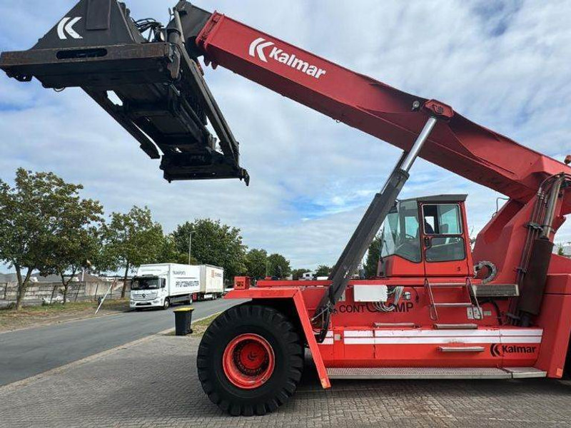 Kalmar DRD450-60C5 - Reach stacker: picture 5 Kalmar DRD450-60C5 - Reach stacker: picture 5