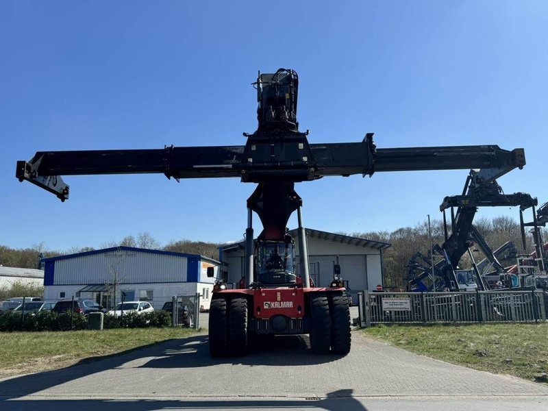 Kalmar DRG450-65S5X - Reach stacker: picture 5 Kalmar DRG450-65S5X - Reach stacker: picture 5