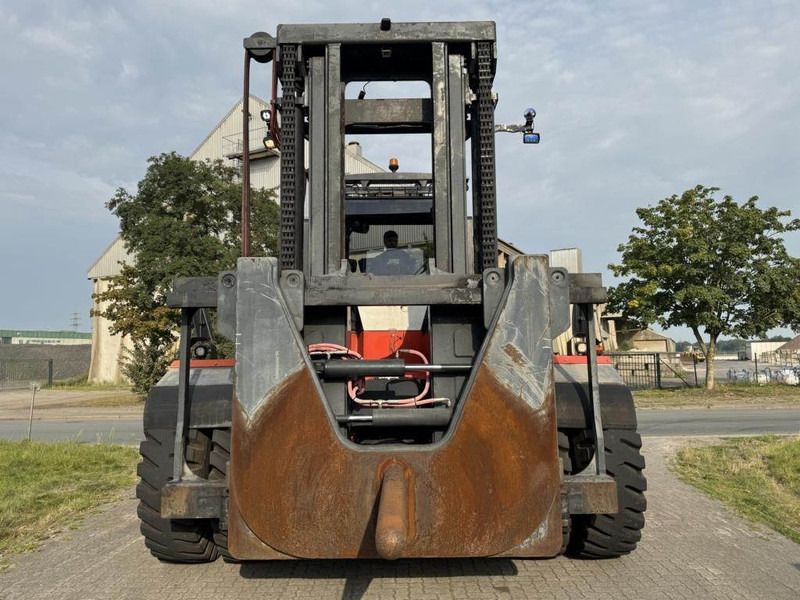 SMV 42-1200B - Diesel forklift: picture 5 SMV 42-1200B - Diesel forklift: picture 5