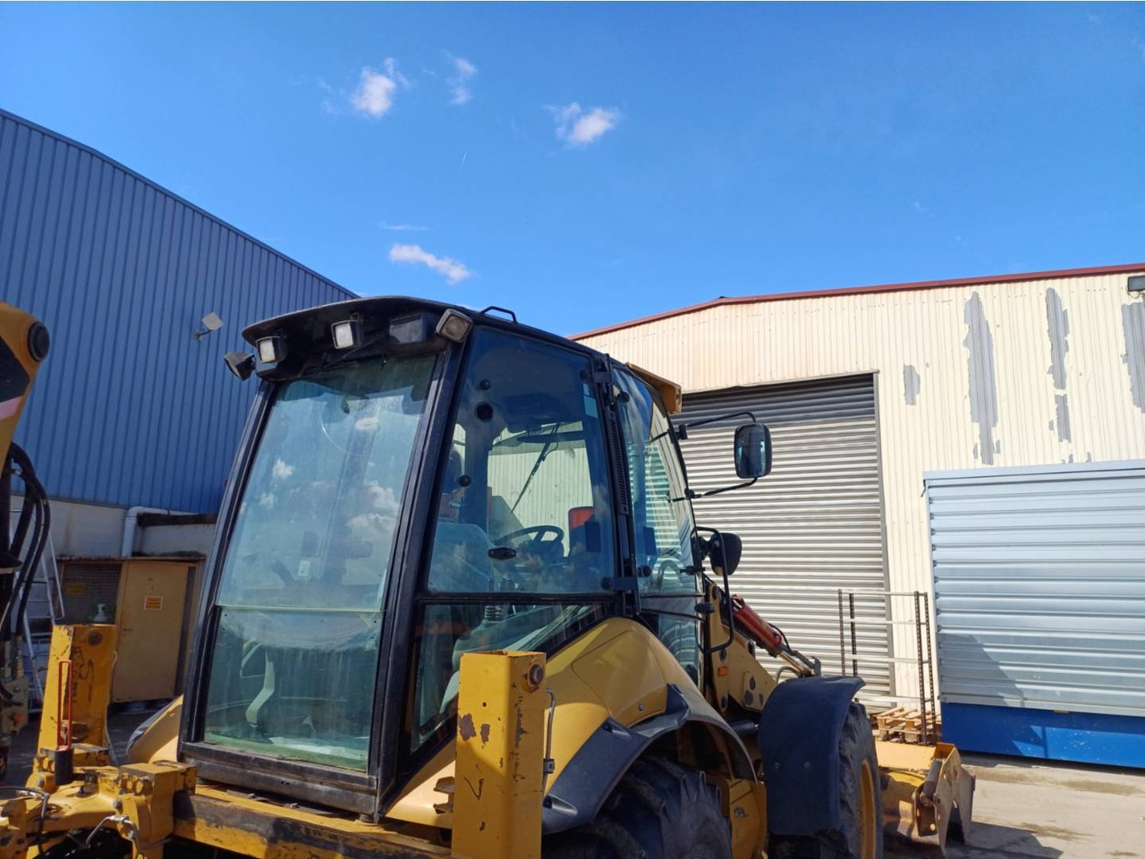 Backhoe loader CAT 434E: picture 20