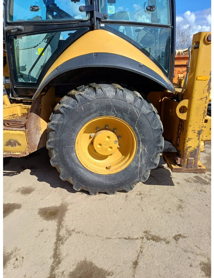 Backhoe loader CAT 434E: picture 13