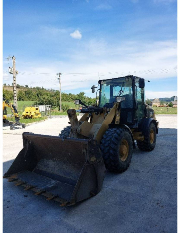 Wheel loader CAT 906H2: picture 7