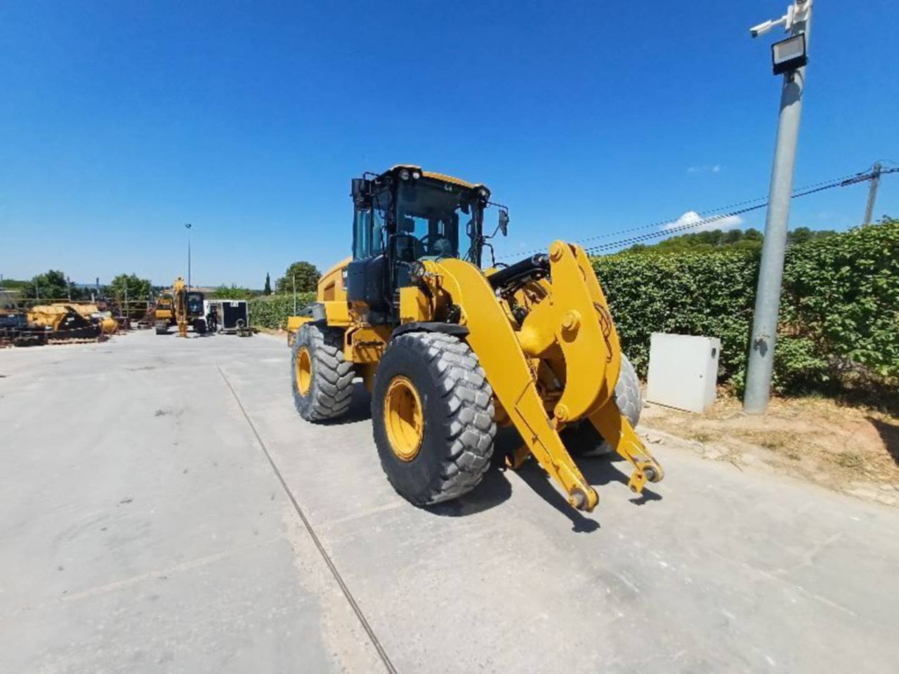 Wheel loader CAT 938M: picture 15 Wheel loader CAT 938M: picture 15