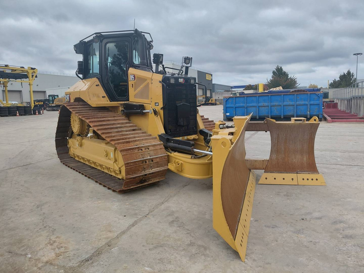 CAT D5 - Bulldozer: picture 4 CAT D5 - Bulldozer: picture 4