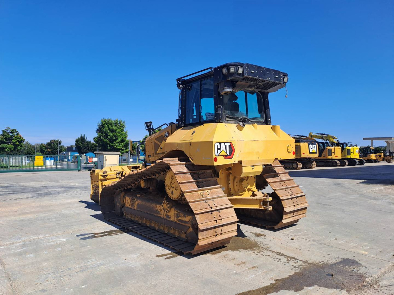 CAT D5 - Bulldozer: picture 4 CAT D5 - Bulldozer: picture 4