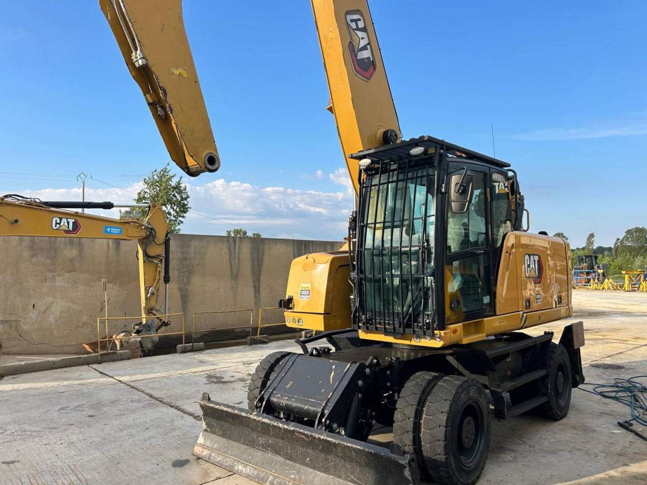 CAT MH3024-1 - Wheel excavator: picture 1 CAT MH3024-1 - Wheel excavator: picture 1