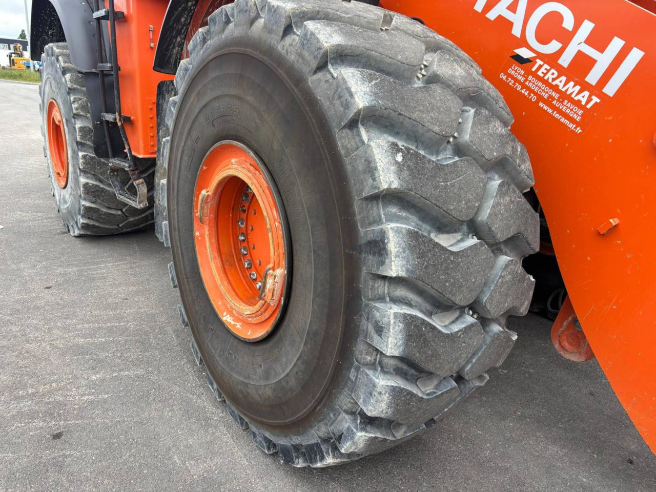 Wheel loader HITACHI ZW370.6: picture 13