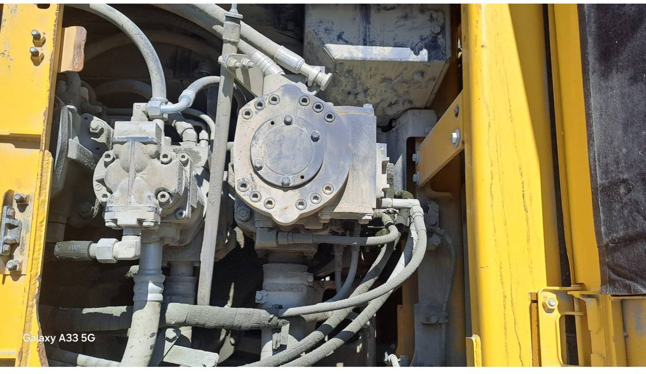 Crawler excavator KOMATSU PC700LC: picture 25 Crawler excavator KOMATSU PC700LC: picture 25