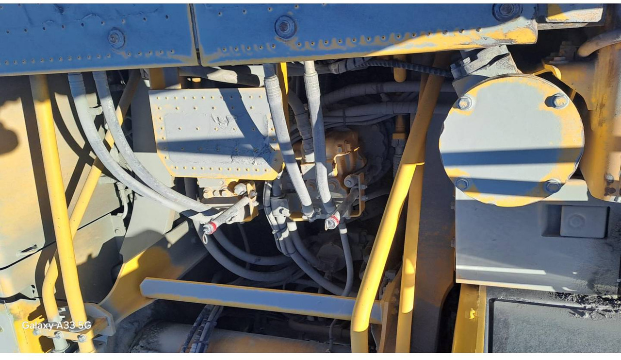 Crawler excavator KOMATSU PC700LC: picture 19 Crawler excavator KOMATSU PC700LC: picture 19