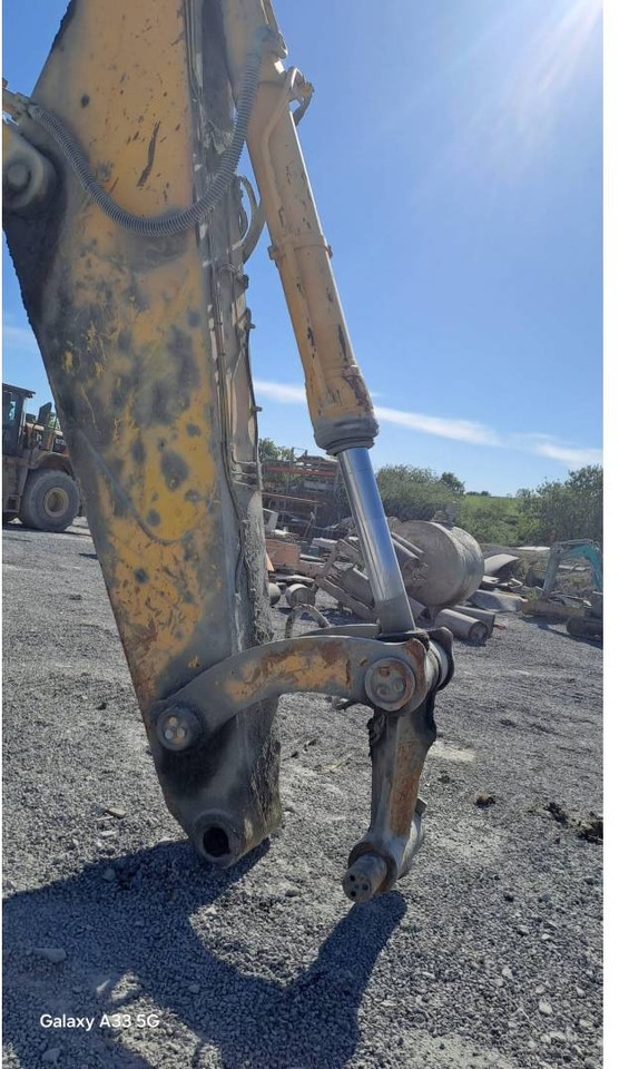 Crawler excavator KOMATSU PC700LC: picture 9 Crawler excavator KOMATSU PC700LC: picture 9