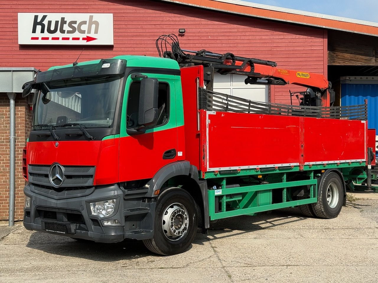 Mercedes-Benz Antos 1832L mit Palfinger PK 12001L Heckkran - Dropside/ Flatbed truck, Crane truck: picture 3 Mercedes-Benz Antos 1832L mit Palfinger PK 12001L Heckkran - Dropside/ Flatbed truck, Crane truck: picture 3
