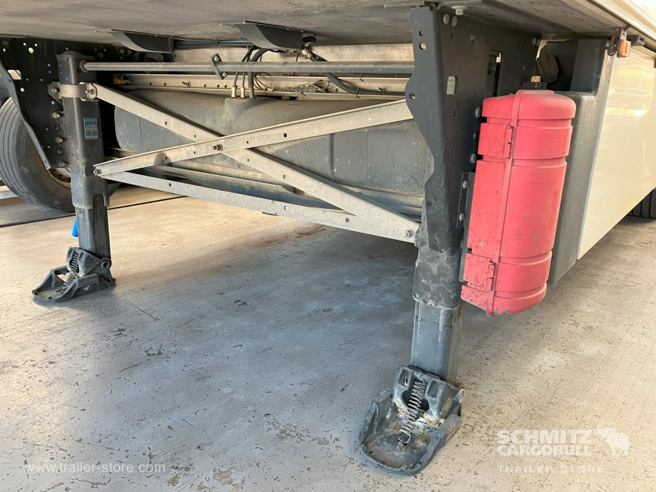 SCHMITZ Semiremolque Frigo Standard Double deck leasing SCHMITZ Semiremolque Frigo Standard Double deck: picture 13 SCHMITZ Semiremolque Frigo Standard Double deck leasing SCHMITZ Semiremolque Frigo Standard Double deck: picture 13