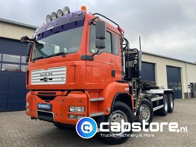 MAN TGA 41.440 8X4 BB Palfinger Epsilon Z-Kraan bouwjaar 2011 + NCH 30 Ton's Kabel-containersyteem - Handgeschakeld - Bouwjaar 2007 - Km 582.782 - Crane truck: picture 1 MAN TGA 41.440 8X4 BB Palfinger Epsilon Z-Kraan bouwjaar 2011 + NCH 30 Ton's Kabel-containersyteem - Handgeschakeld - Bouwjaar 2007 - Km 582.782 - Crane truck: picture 1