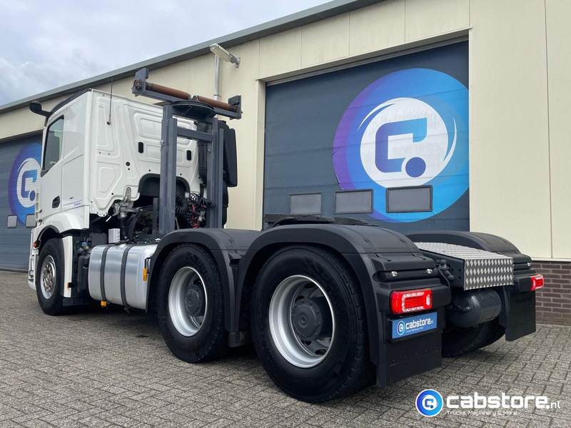 Mercedes-Benz Actros 3363 6x4 SLT Euro 6 3363 6x4 SLT Euro 6 - Zwaartransport - Heavy Load - Schwertransporte - 140 Ton - Year 2024 - Km 35.788 !! - Turbo Retarder Clutch - LIKE NEW !! - Tractor unit: picture 3 Mercedes-Benz Actros 3363 6x4 SLT Euro 6 3363 6x4 SLT Euro 6 - Zwaartransport - Heavy Load - Schwertransporte - 140 Ton - Year 2024 - Km 35.788 !! - Turbo Retarder Clutch - LIKE NEW !! - Tractor unit: picture 3