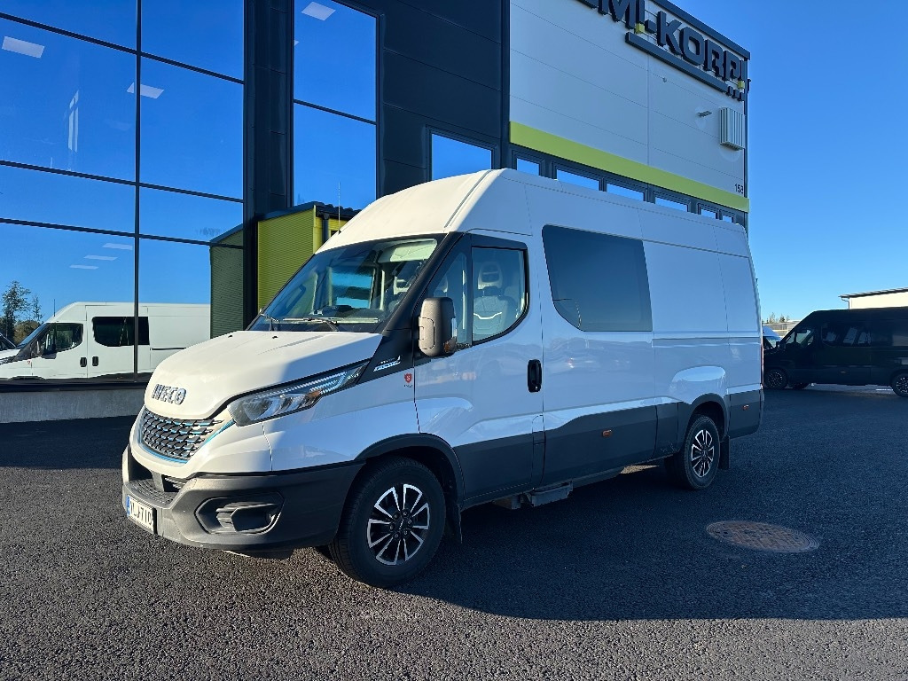 Iveco Daily 35S14 CNG A8 Huom! 6hlö PAKETTIAUTO - Panel van: picture 1 Iveco Daily 35S14 CNG A8 Huom! 6hlö PAKETTIAUTO - Panel van: picture 1