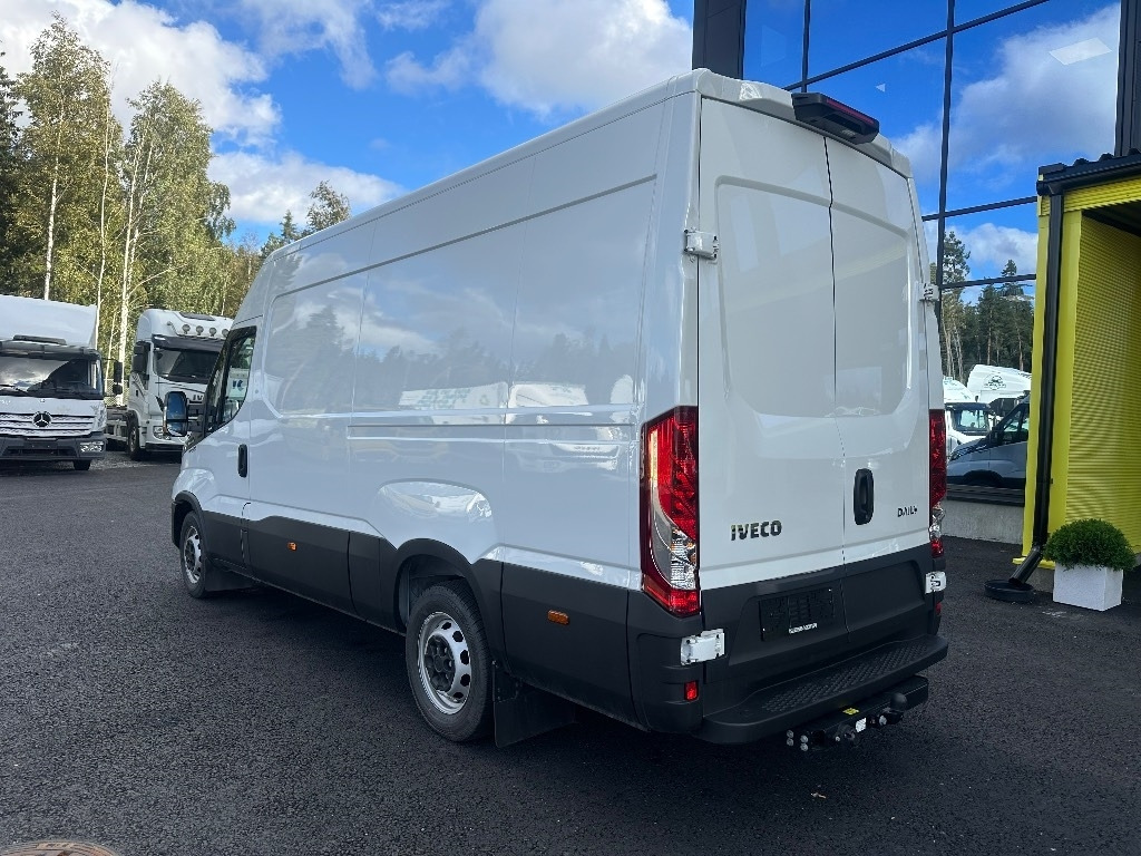 Iveco Daily 35S16A8 12m3 k-auto - Panel van: picture 5 Iveco Daily 35S16A8 12m3 k-auto - Panel van: picture 5