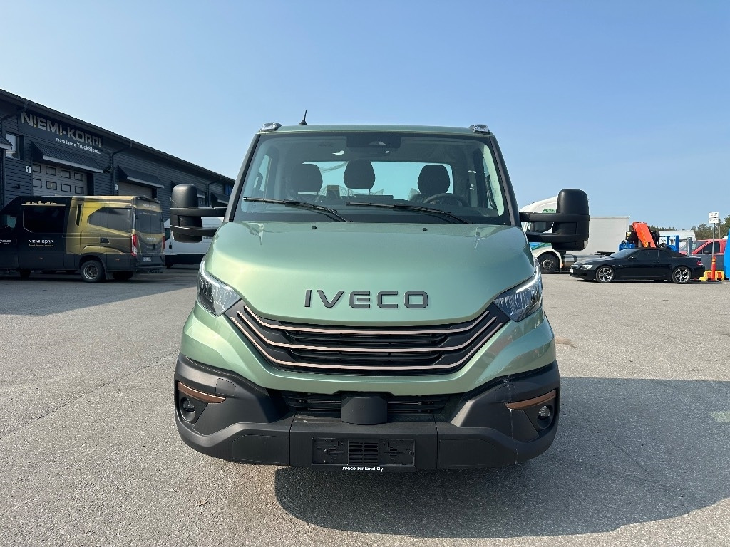 Iveco Daily 35S18A8 alusta - Panel van: picture 2 Iveco Daily 35S18A8 alusta - Panel van: picture 2