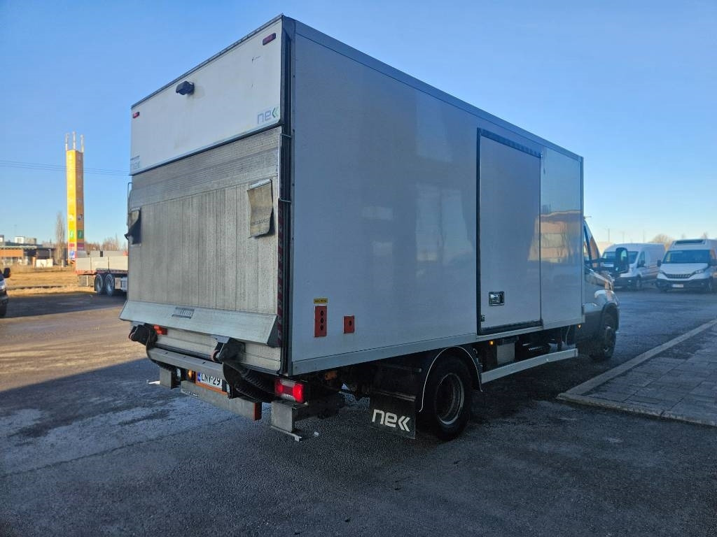 Iveco Daily 70C18 A8 - Box van: picture 3 Iveco Daily 70C18 A8 - Box van: picture 3