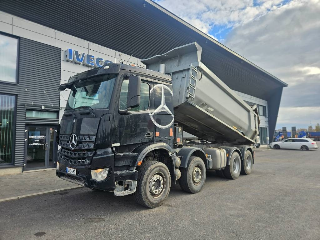 Mercedes-Benz Arocs 8x4 - Tipper: picture 1 Mercedes-Benz Arocs 8x4 - Tipper: picture 1