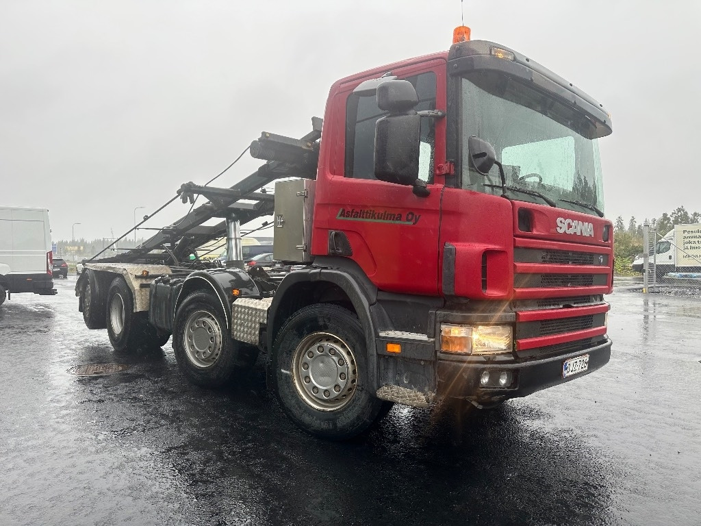 Scania P114 8x2*6 - Skip loader truck: picture 2 Scania P114 8x2*6 - Skip loader truck: picture 2