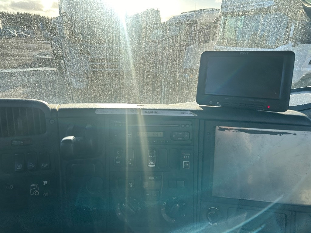 Hook lift truck Scania P420: picture 12 Hook lift truck Scania P420: picture 12