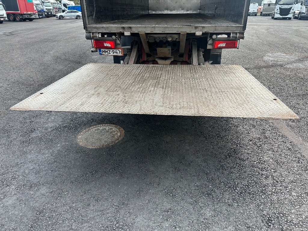 Box truck Scania R 450: picture 7