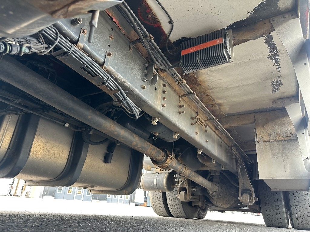Box truck Scania R 450: picture 19