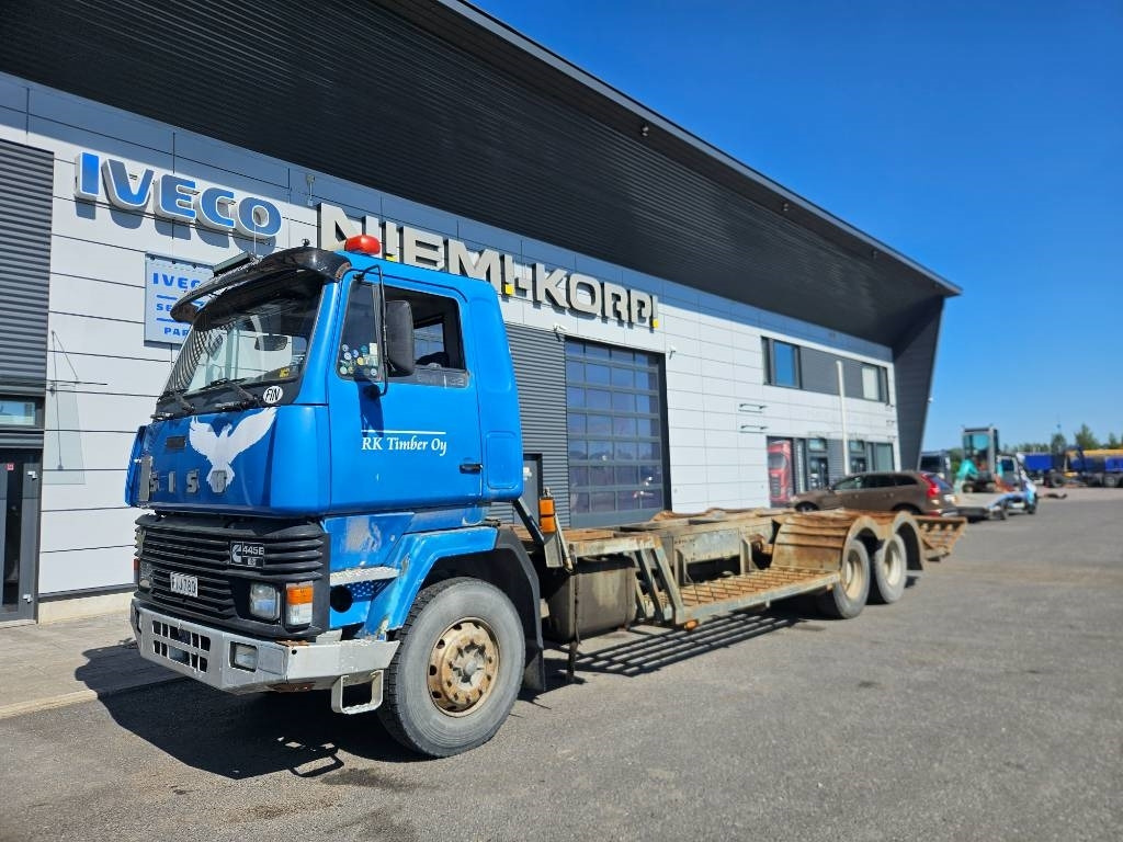 Sisu SM 320 - Log truck: picture 1 Sisu SM 320 - Log truck: picture 1