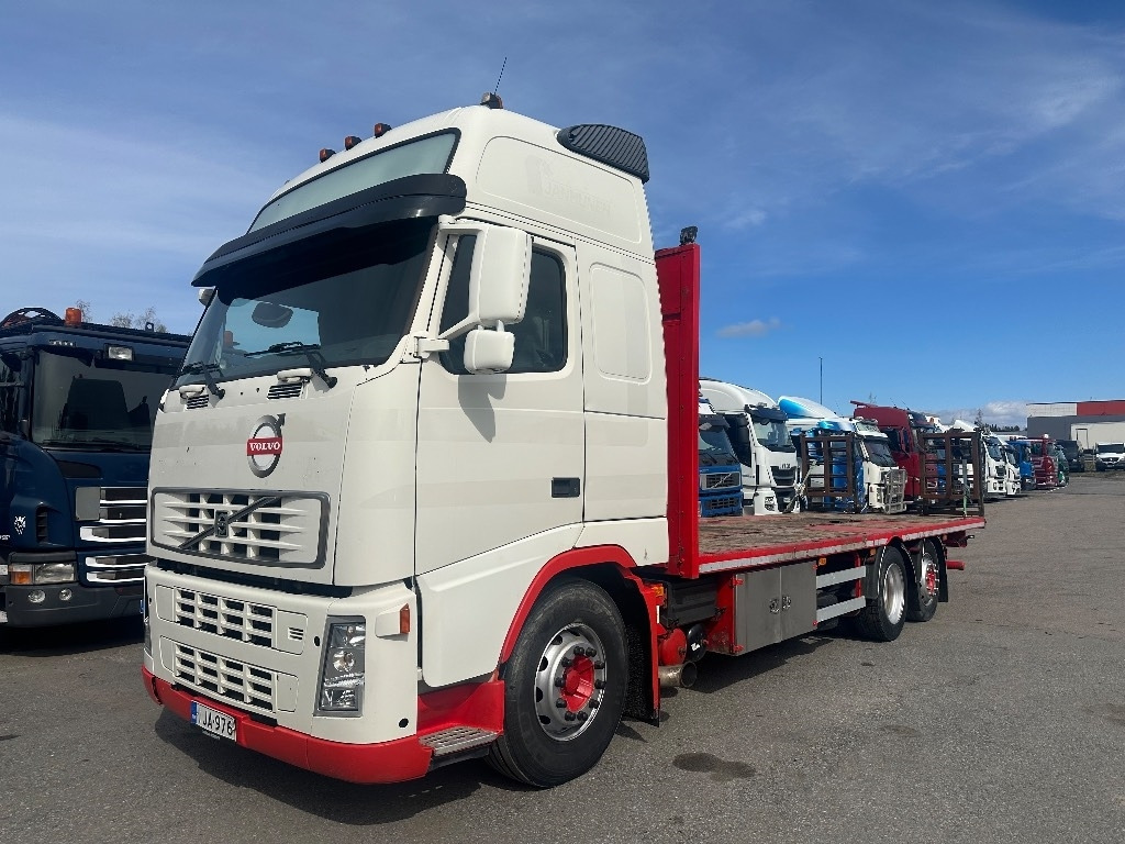 Volvo FH12 460 - Dropside/ Flatbed truck: picture 1 Volvo FH12 460 - Dropside/ Flatbed truck: picture 1