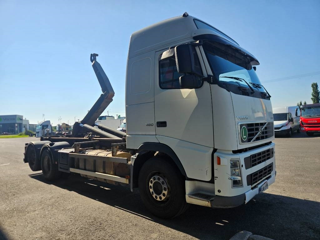 Volvo FH12 460 - Hook lift truck: picture 3 Volvo FH12 460 - Hook lift truck: picture 3