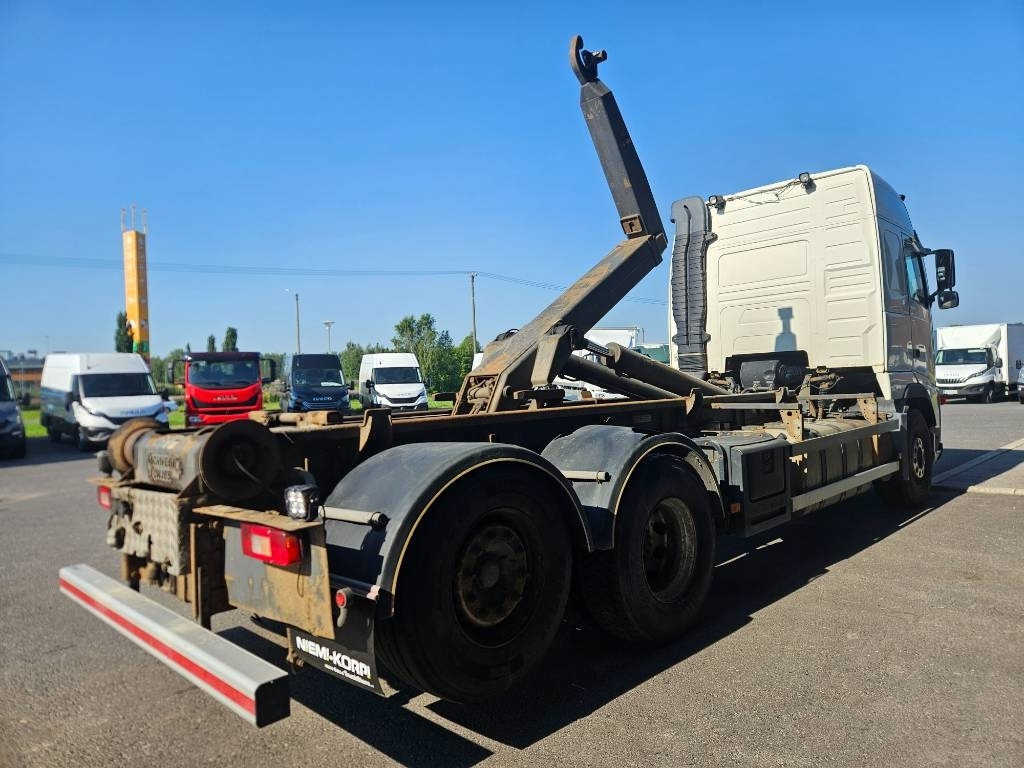 Volvo FH12 460 - Hook lift truck: picture 4 Volvo FH12 460 - Hook lift truck: picture 4