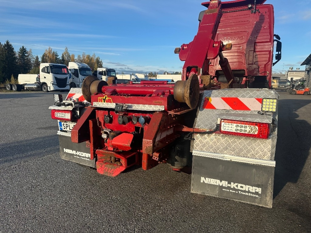 Volvo FH13 540 6x4 - Hook lift truck: picture 5 Volvo FH13 540 6x4 - Hook lift truck: picture 5