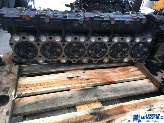 MAN D2066 LF57 topstykke / cylinder head - Engine and parts for Truck: picture 1 MAN D2066 LF57 topstykke / cylinder head - Engine and parts for Truck: picture 1